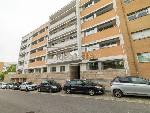 Apartamento, Cidade da Maia