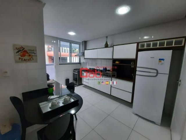 Apartamento com 3 dormitórios à venda, 140 m² por R$ 1.980.000,00 Centro Cabo Frio/RJ