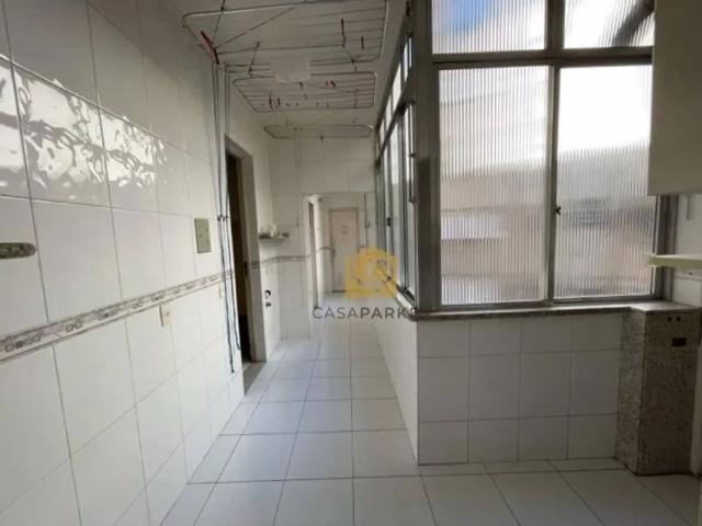 Apartamento com 3 dormitórios à venda, 140 m² por R$ 1.350.000,00 Copacabana Rio de Janeiro/RJ