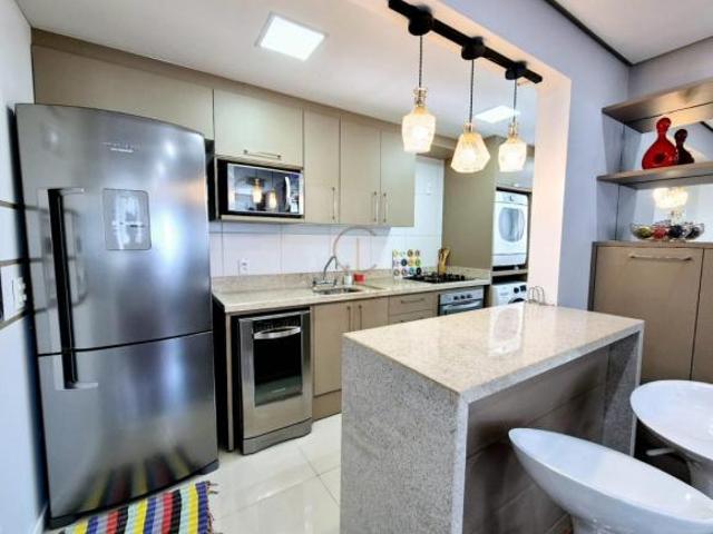 Apartamento com 3 dormitórios, 1 suíte, 2 vagas cobertas no Moin