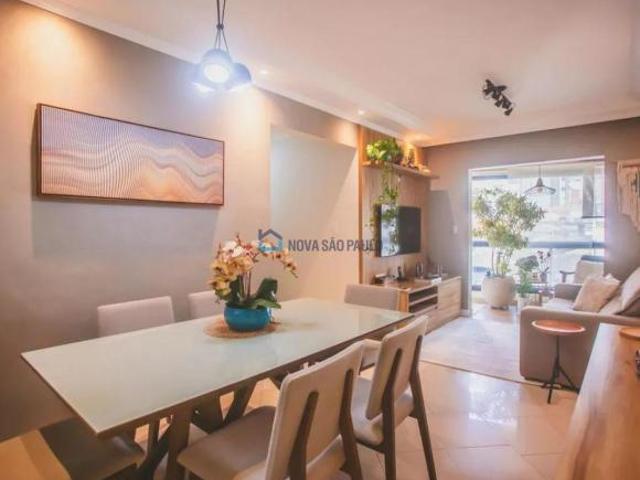 Apartamento com 3 dormitórios, 1 suíte, 2 vagas de garagem e depósito