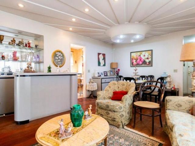 Apartamento com 3 Dormitórios 2 Vagas em Higienópolis