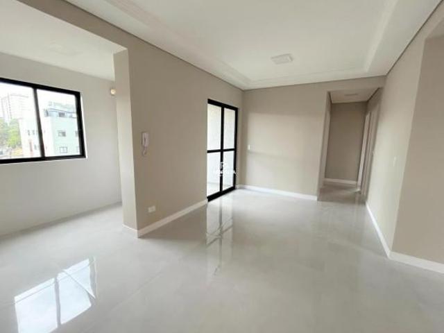 Apartamento com 3 dormitórios à venda Centro São José dos Pinhais/PR