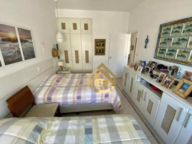 Apartamento com 3 dormitórios à venda por R$ 650.000,00 Praia das Pitangueiras Guarujá/SP