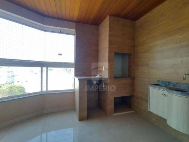 Apartamento com 3 dormitórios à venda por R$ 800.000,00 Vila Santa Terezinha Jaú/SP