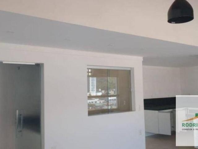 Apartamento com 3 dormitórios à venda, 140 m² por R$ 500.000,00 Centro Itajubá/MG
