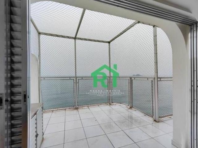 Apartamento com 3 dormitórios à venda, 144 m² por R$ 1.380.000 Pitangueiras Guarujá/SP