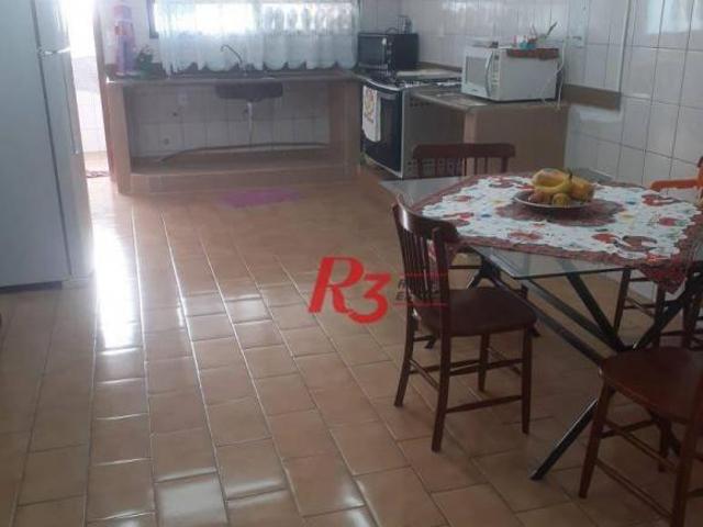 Apartamento com 3 dormitórios à venda, 152 m² por R$ 900.000,00 Ponta da Praia Santos/SP