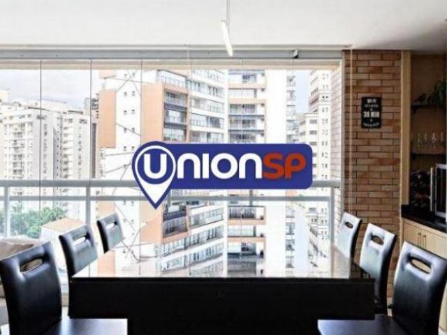 Apartamento com 3 dormitórios à venda, 162 m² por R$ 3.300.000,00 Itaim Bibi