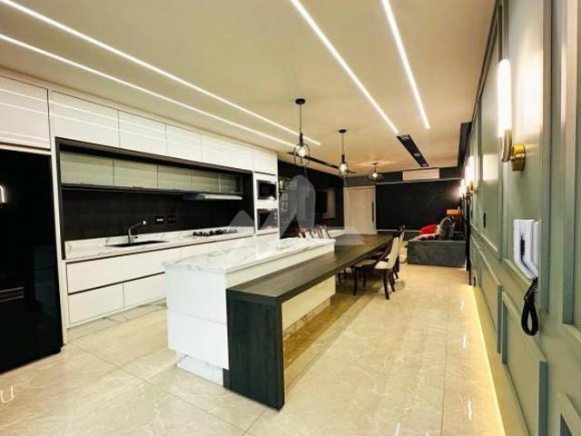 Apartamento com 3 dormitórios à venda,171.80 m², Centro, TOLEDO PR