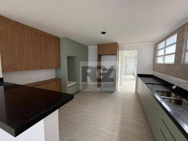 Apartamento com 3 dormitórios à venda, 182 m² por R$ 1.400.000,00 José Menino Santos/SP