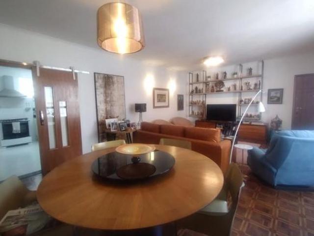 Apartamento com 3 dormitórios à venda, 198 m² por R$ 930.000,00 Ponta da Praia Santos/SP
