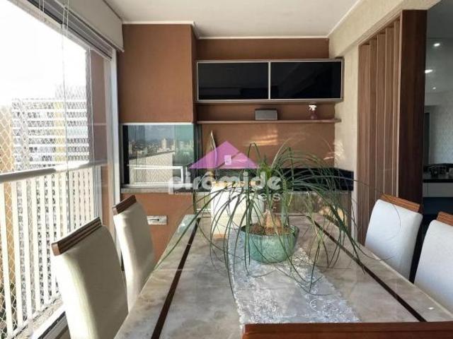 Apartamento com 3 dormitórios à venda, 100 m² por R$ 1.220.000,00 Jardim das Indústrias São José