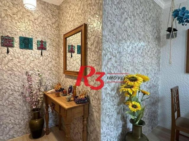 Apartamento com 3 dormitórios à venda, 115 m² por R$ 695.000,00 Campo Grande Santos/SP