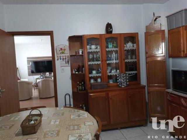 Apartamento com 3 dormitórios à venda, 125 m² por R$ 430.000,00 Centro Canguçu/RS