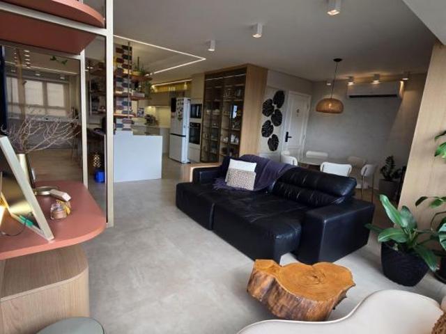 Apartamento com 3 dormitórios à venda, 133m² por R$ 1.190.000 – Edifício Itapuã – C