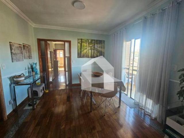 Apartamento com 3 dormitórios à venda, 134 m² por R$ 600.000,00 Jardim Quisisana Poços de Caldas