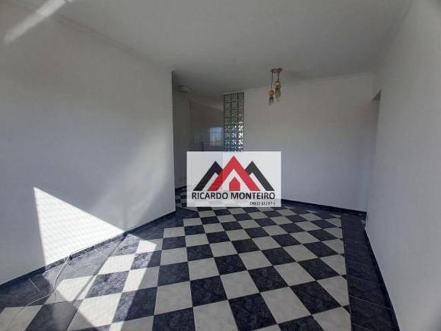 Apartamento com 3 dormitórios à venda, 67 m² por R$ 230.000,00 São Benedito Pindamonhangaba/SP