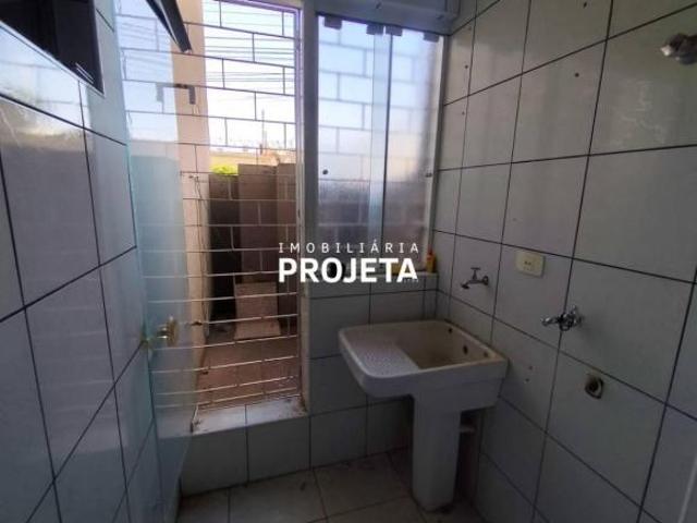 Apartamento com 3 dormitórios à venda, 61 m² por R$ 170.000,00 Cidade Jardim Presidente Prudente