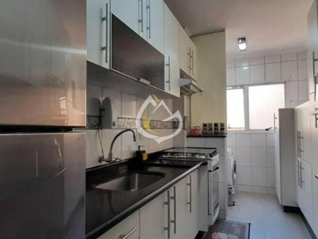 Apartamento com 3 dormitórios à venda, 81 m² por R$ 599.000,00 Condomínio Residencial das Pedras