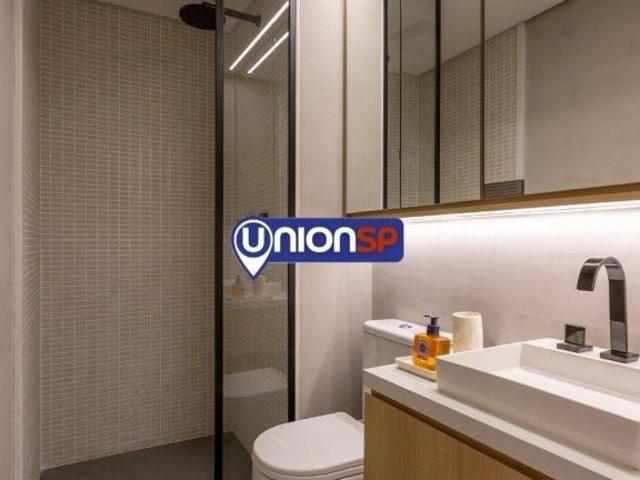 Apartamento com 3 dormitórios à venda, 92 m² por R$ 1.724.400,00 Vila Madalena