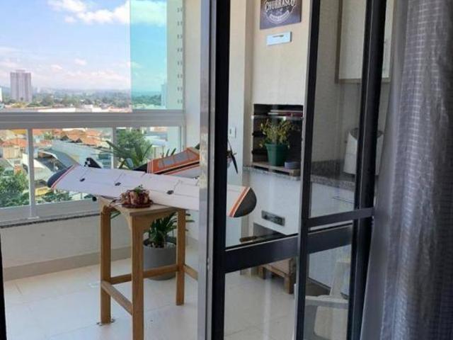 Apartamento com 3 dormitórios à venda, 92 m² por R$ 690.000,00 Centro Jacareí/SP