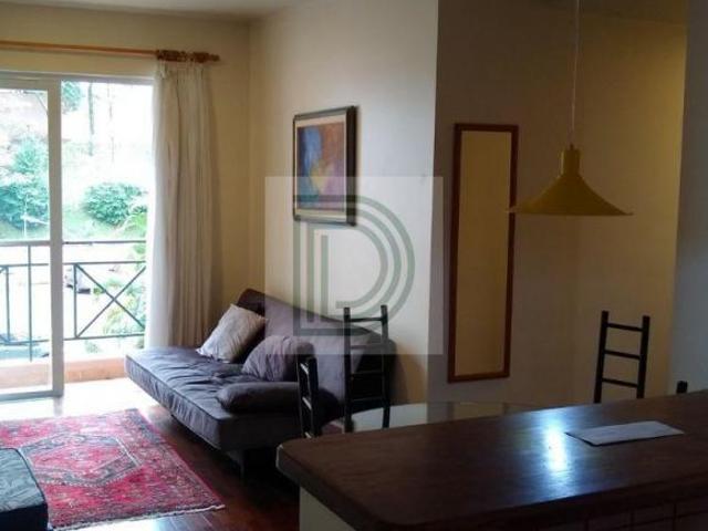 Apartamento com 3 dormitórios colado na USP reformado.