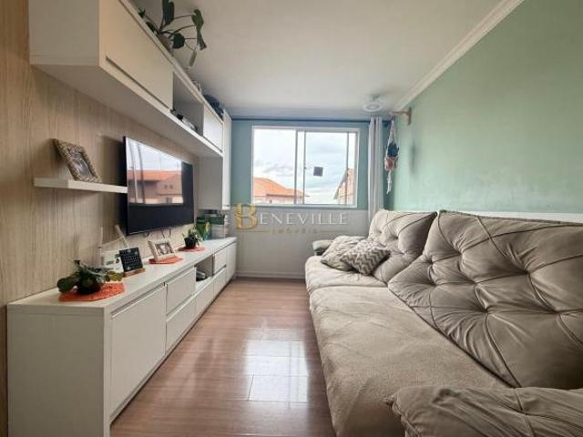 Apartamento com 3 dormitórios e móveis planejados no Alto Boqueirão