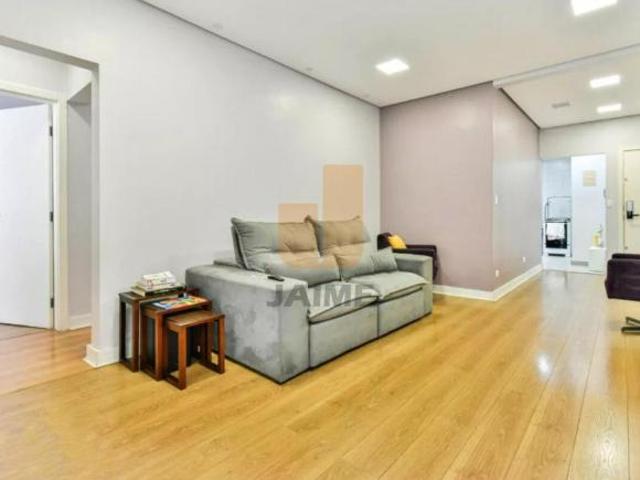 Apartamento com 3 dormitórios em Higienópolis