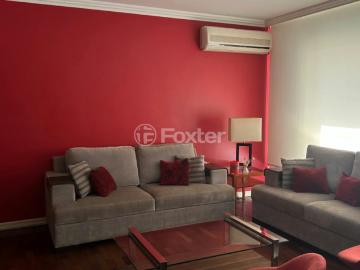 Apartamento com 3 dormitórios em Porto Alegre