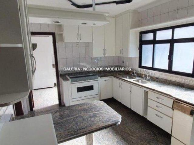 Apartamento com 3 dormitórios em São Caetano