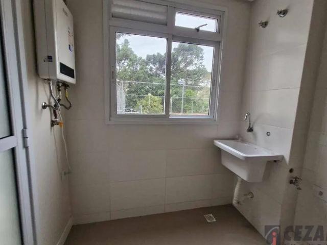 Apartamento com 3 dormitórios para alugar, 70 m² por R$ 2.200/mês Uberaba Curitiba/PR