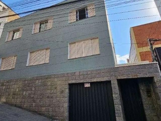 Apartamento com 3 dormitórios para alugar, 98 m² por R$ 1.800,00/mês Centro Poços de Caldas/MG