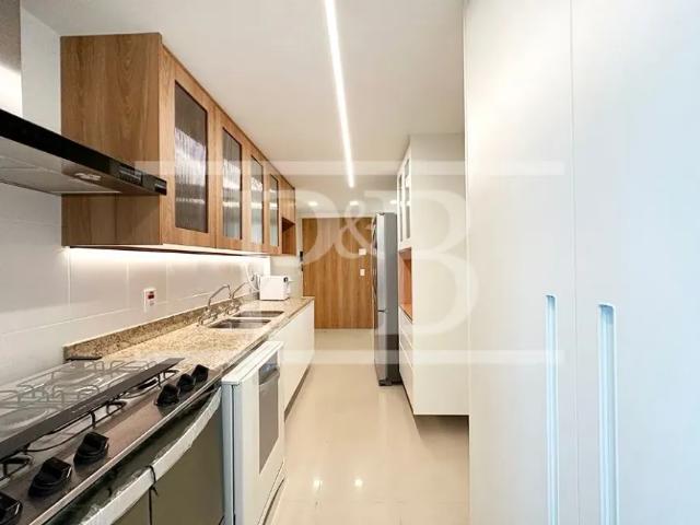 Apartamento com 3 dormitórios para alugar, 140 m² Leblon Rio de Janeiro/RJ