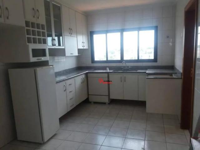 Apartamento com 3 dormitórios para alugar, 160 m² por R$ 3.300/mês Vila Rehder Americana/SP
