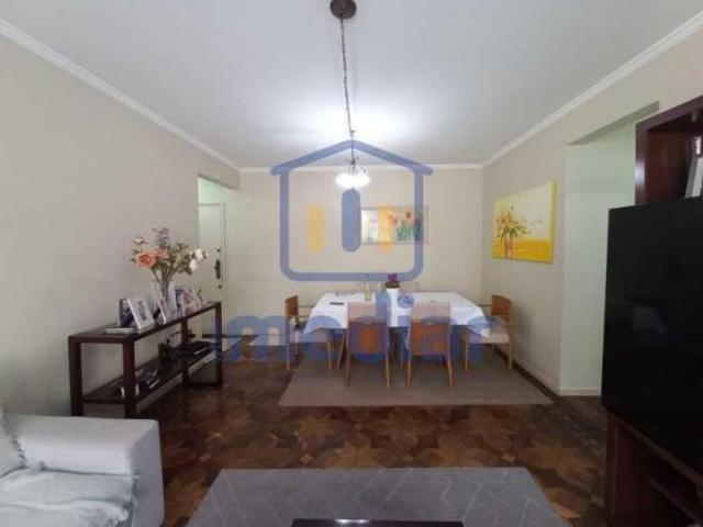 Apartamento com 3 dorms, 1 suite, 2 vagas de garagem fechada, muito espaço !