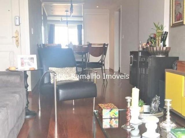 Apartamento com 3 dorms, suíte, e 2 vagas, para venda no Campo Grande