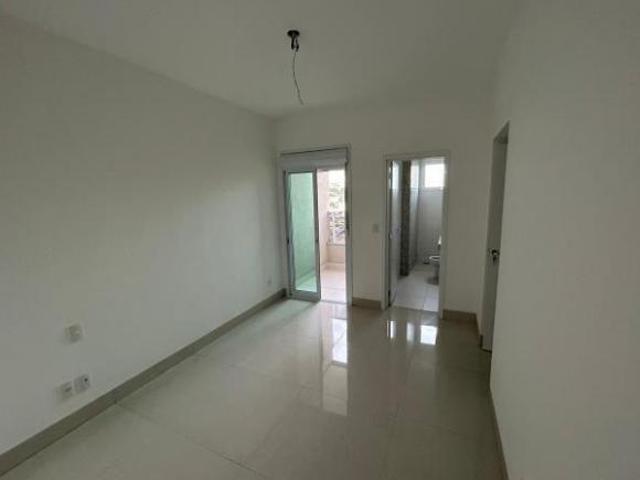 Apartamento com 3 quartos à venda, bairro Tubalina Uberlândia/MG