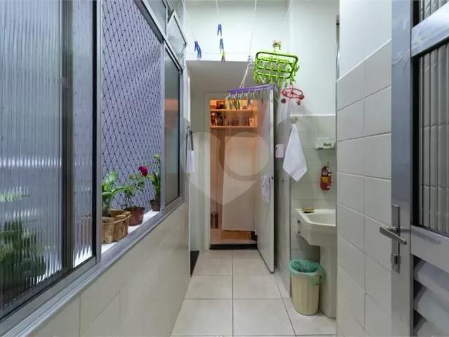 Apartamento com 3 quartos à venda em Bela vista SP