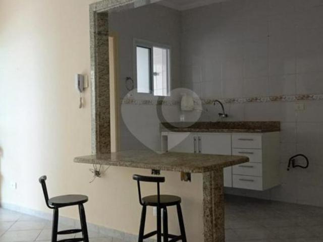 Apartamento com 3 quartos à venda em Ocian SP