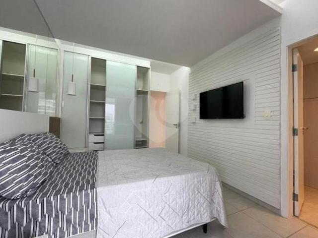 Apartamento com 3 quartos à venda em Riviera SP