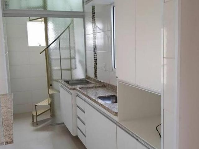 Apartamento com 3 quartos à venda em Varginha, no bairro Vila Pinto