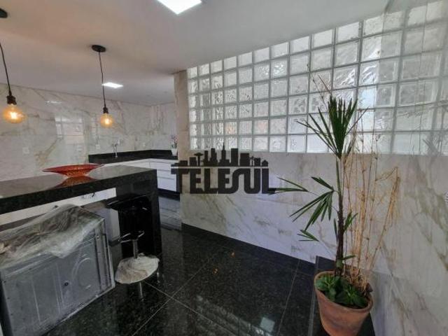 Apartamento com 3 quartos à venda em Varginha, no bairro Vila Pinto