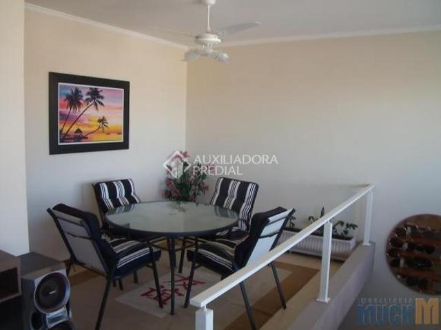 Apartamento com 3 Quartos à Venda no bairro Centro com 261m²