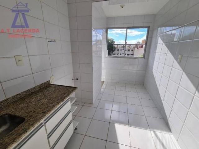 Apartamento com 3 quartos Centro