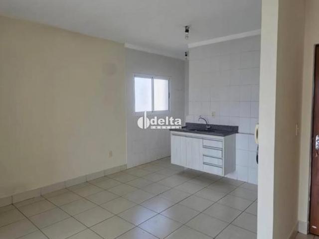Apartamento com 3 quartos disponível para venda no bairro Tubalina em Uberlândia MG