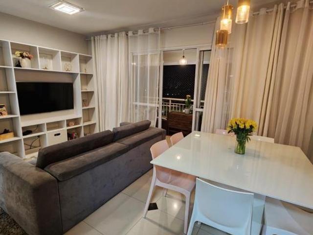 Apartamento com 3 Quartos e 3 banheiros à Venda, 96 m² por R$ 795.000