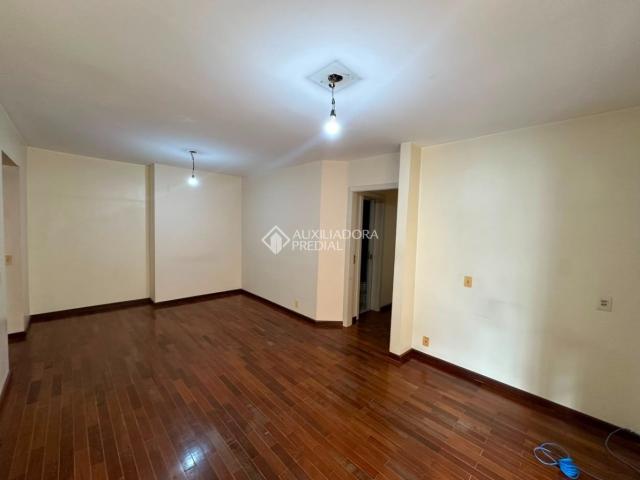 Apartamento com 3 quartos e 109m² para alugar em Cristo Redentor, Porto Alegre