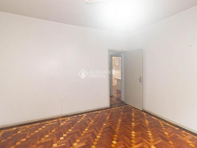 Apartamento com 3 quartos e 115m² para alugar em Rio Branco, Porto Alegre