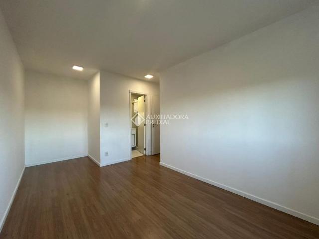 Apartamento com 3 quartos e 76m² para alugar em Marechal Rondon, Canoas